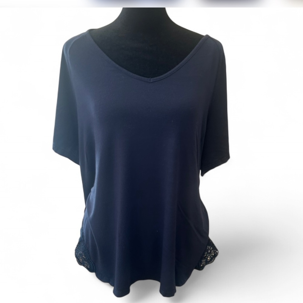 VENUS Navy Blue Lace Accent V-Neck Short Sleeve Blouse Size L